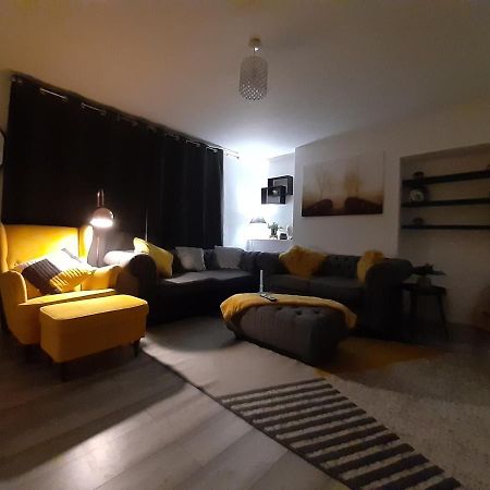 Cosy 3-Bedroom House In Aspley Nottingham Exteriör bild