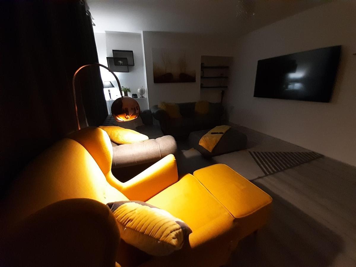 Cosy 3-Bedroom House In Aspley Nottingham Exteriör bild